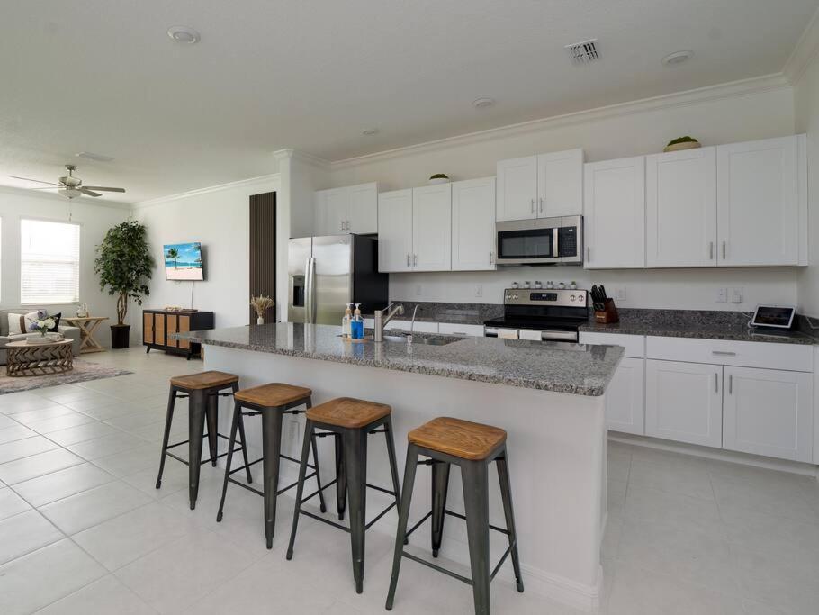 Modern Oasis! 3Br Townhouse In A Lagoon Community Wesley Chapel Exteriér fotografie
